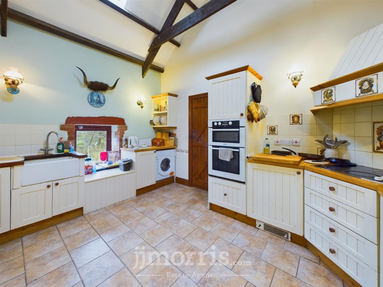 Cwmbach, Whitland, SA34