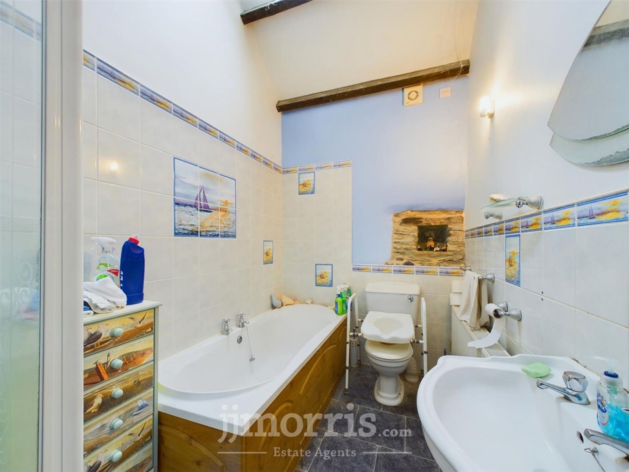 Cwmbach, Whitland, SA34