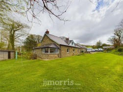 Eglwyswrw, Crymych, SA41