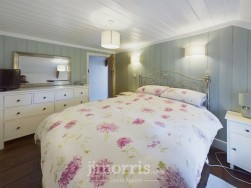 Eglwyswrw, Crymych, SA41