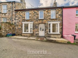 Upper St. Mary Street, Newport, SA42