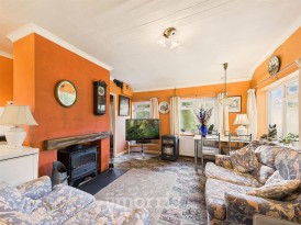 Login, Whitland, SA34