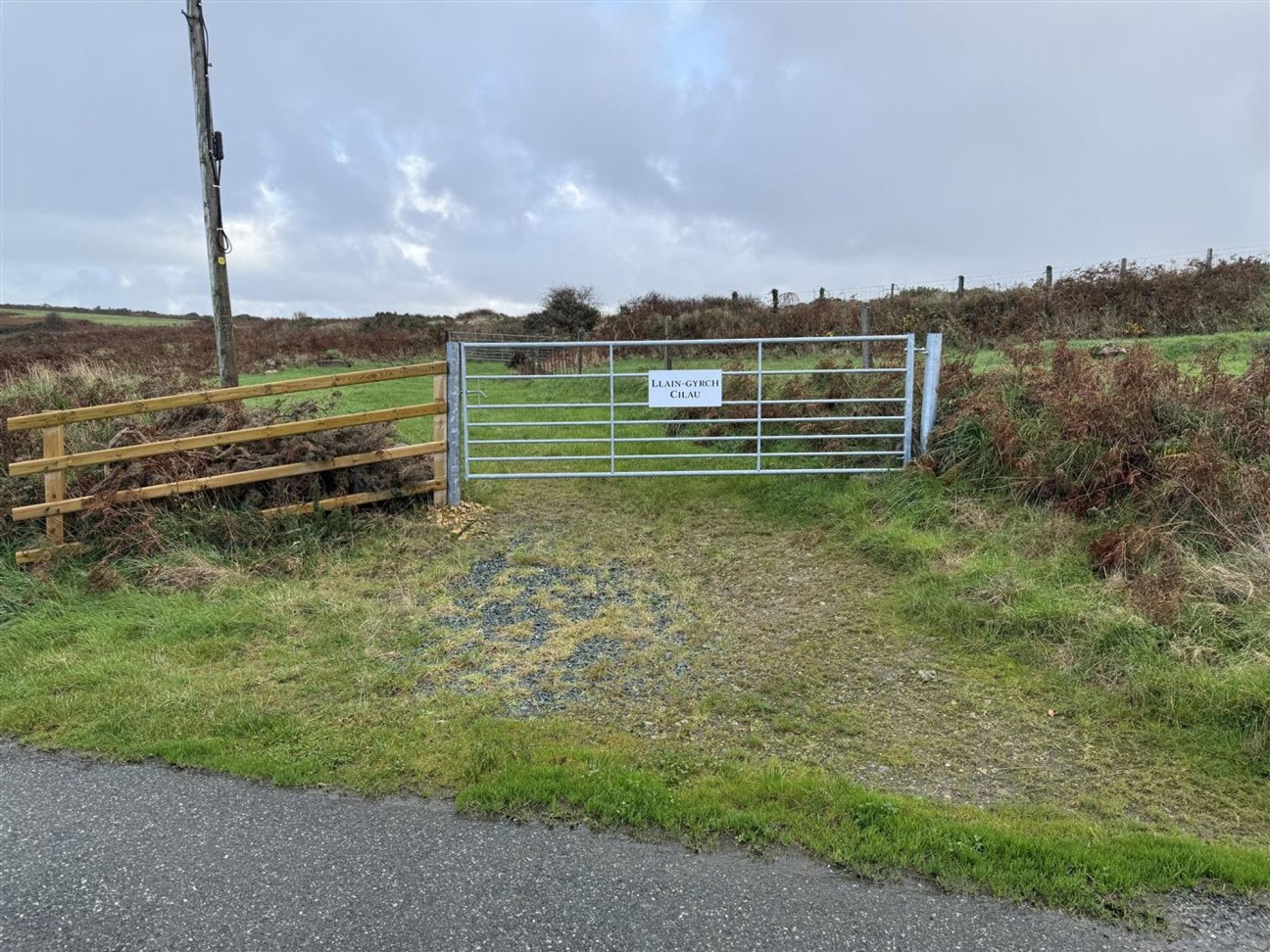 Cilau West, Goodwick, SA64