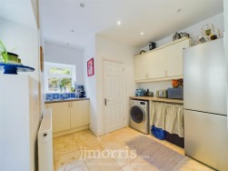 Fishguard Road, Newport, SA42