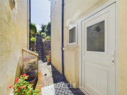 Fishguard Road, Newport, SA42