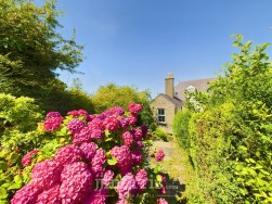 Fishguard Road, Newport, SA42