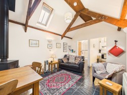 Kilgetty, Pembrokeshire, SA68