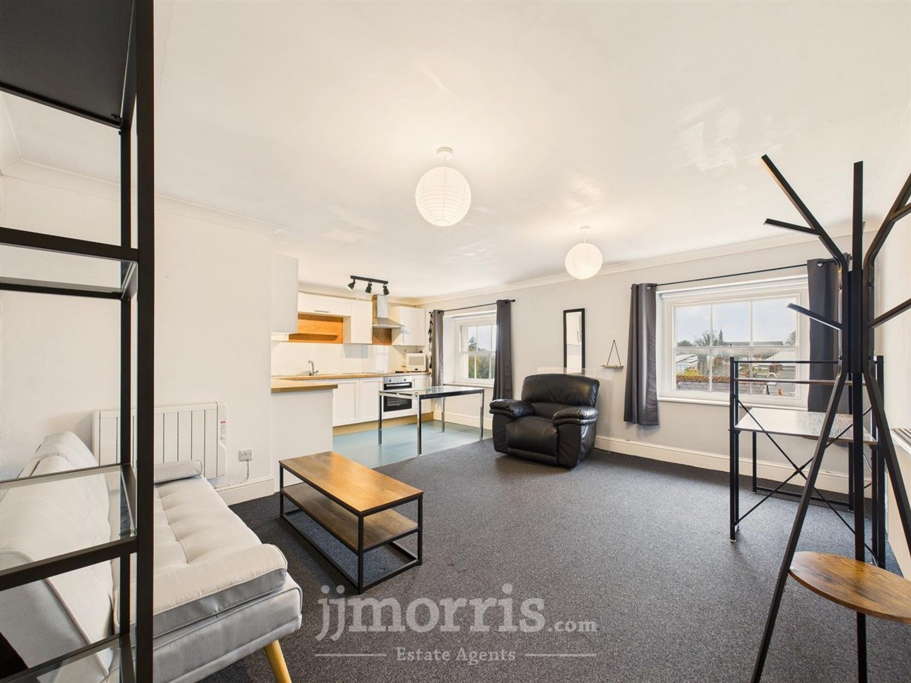 Market Street, Derutzen Market Street, SA67