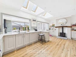 Gwbert Road, Cardigan, SA43