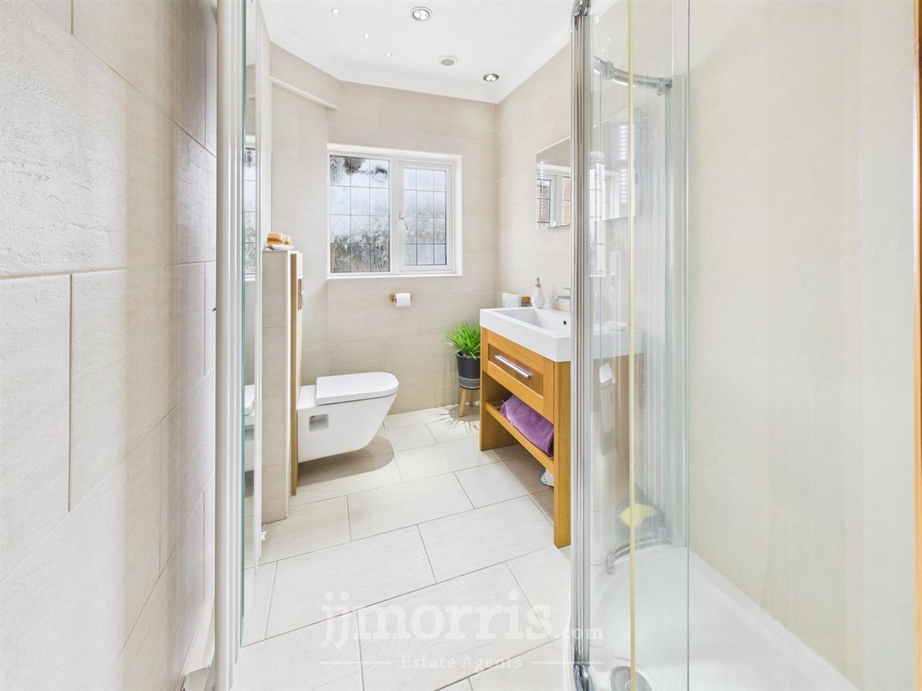 Gwbert Road, Cardigan, SA43