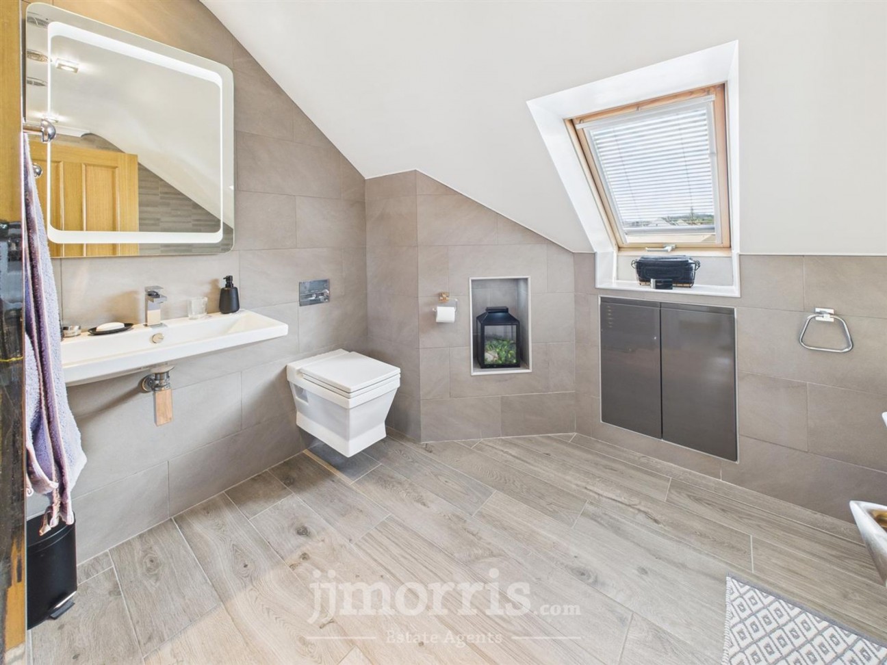 Gwbert Road, Cardigan, SA43