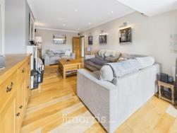 Gwbert Road, Cardigan, SA43