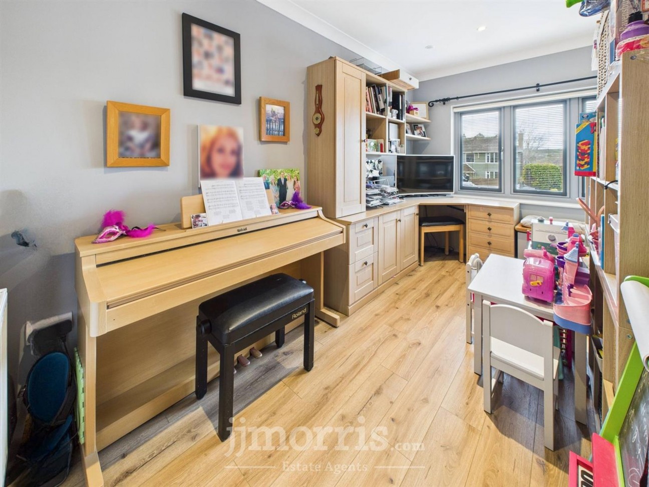 Gwbert Road, Cardigan, SA43