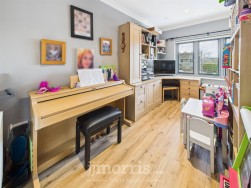 Gwbert Road, Cardigan, SA43