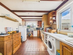 Croesyceiliog, Carmarthen, SA32