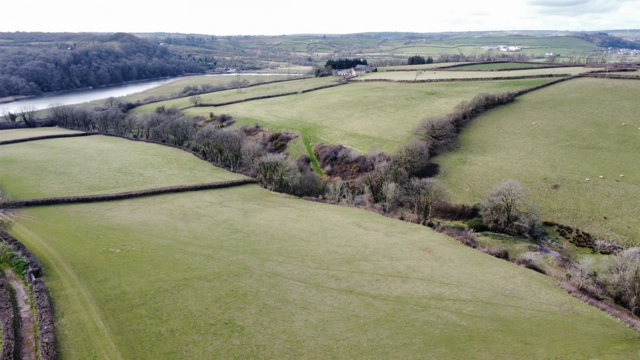 Croesyceiliog, Carmarthen, SA32