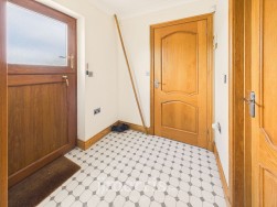 Capel Iwan Road, Newcastle Emlyn, SA38