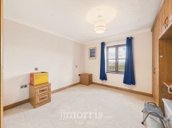 Capel Iwan Road, Newcastle Emlyn, SA38