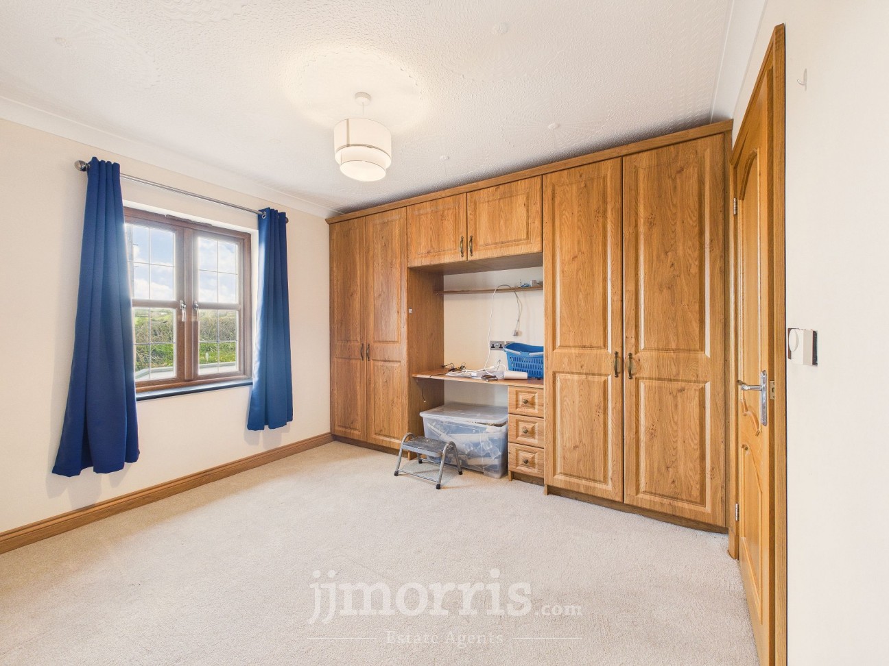 Capel Iwan Road, Newcastle Emlyn, SA38