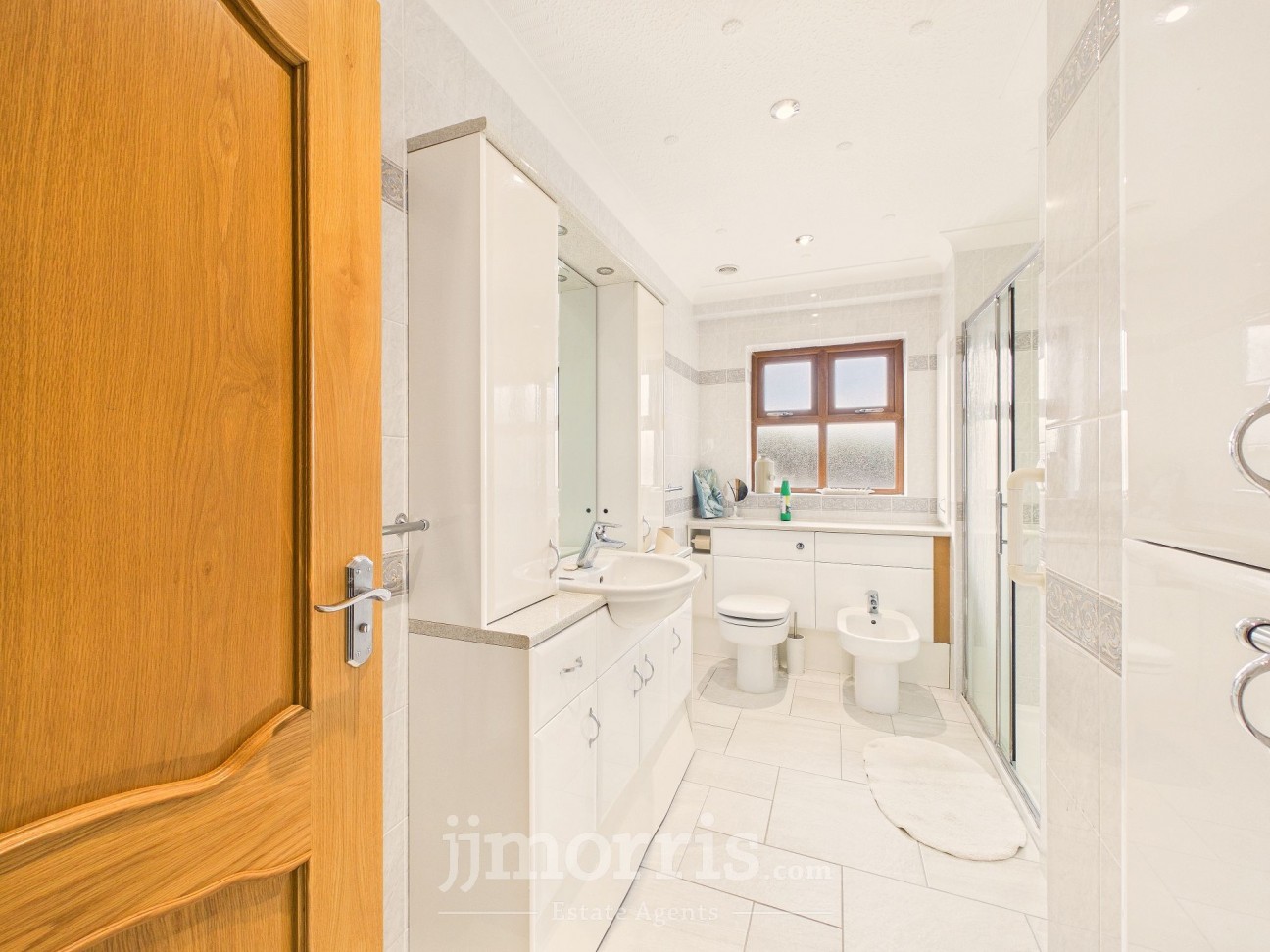 Capel Iwan Road, Newcastle Emlyn, SA38