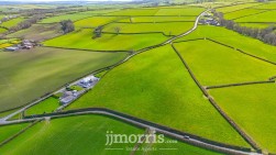 Capel Iwan Road, Newcastle Emlyn, SA38