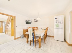 Capel Iwan Road, Newcastle Emlyn, SA38