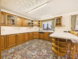 Efailwen, Clynderwen, SA66