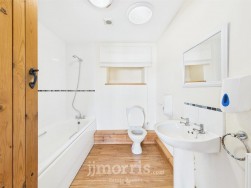 Horse Pool Road, Laugharne, SA33