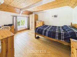 Eglwyswrw, Crymych, SA41