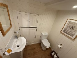 Cwm Cou, Newcastle Emlyn, SA38