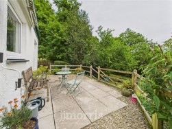 Cwm Cou, Newcastle Emlyn, SA38