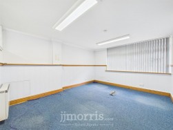 St. Mary Street, Cardigan, SA43