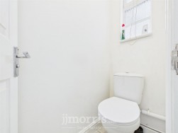 St. Mary Street, Cardigan, SA43