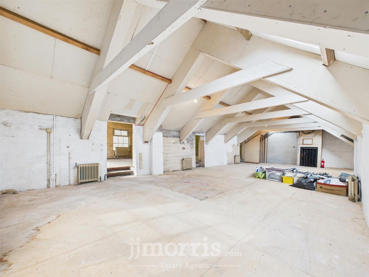 St. Mary Street, Cardigan, SA43