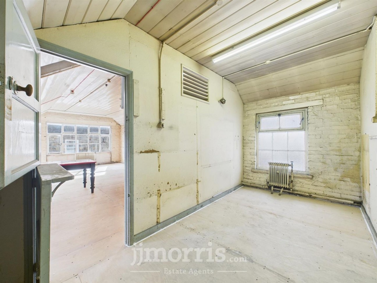 St. Mary Street, Cardigan, SA43