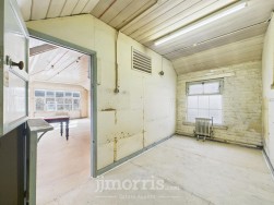 St. Mary Street, Cardigan, SA43