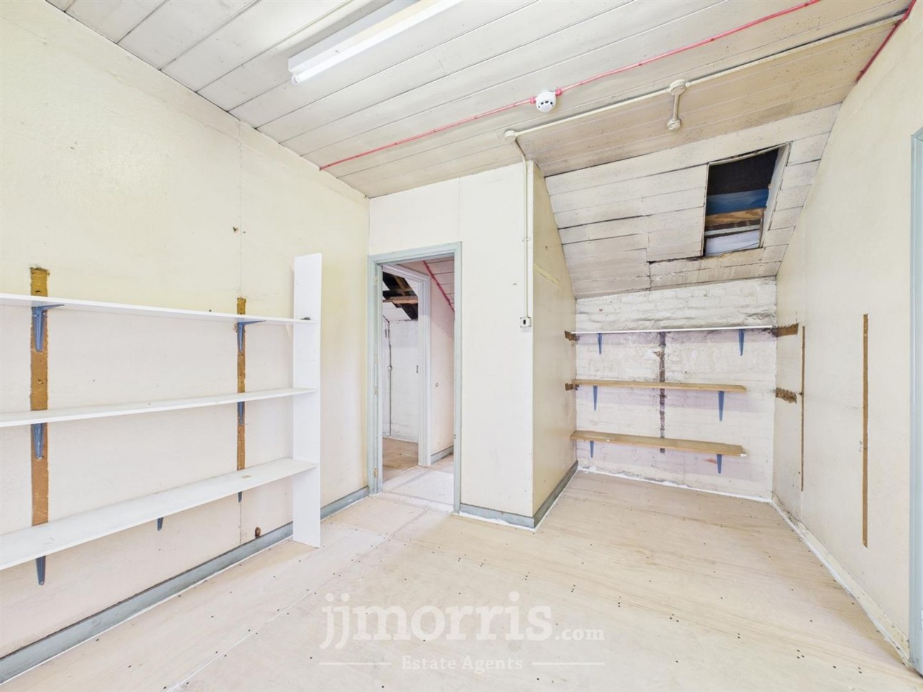 St. Mary Street, Cardigan, SA43