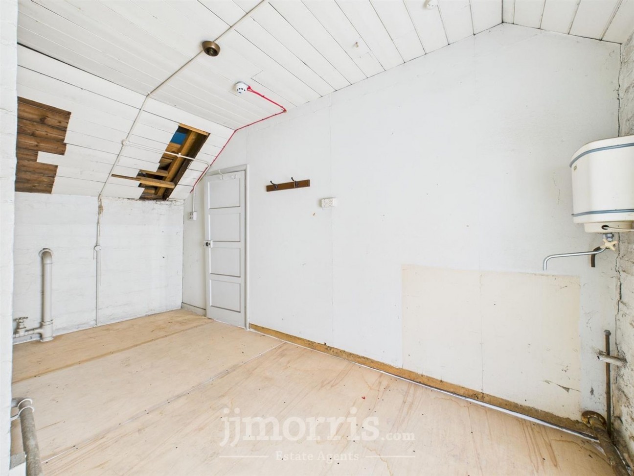 St. Mary Street, Cardigan, SA43