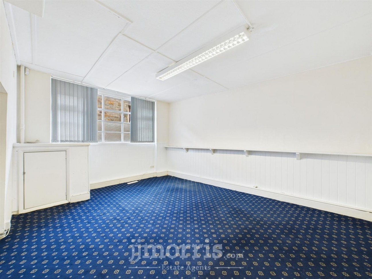 St. Mary Street, Cardigan, SA43