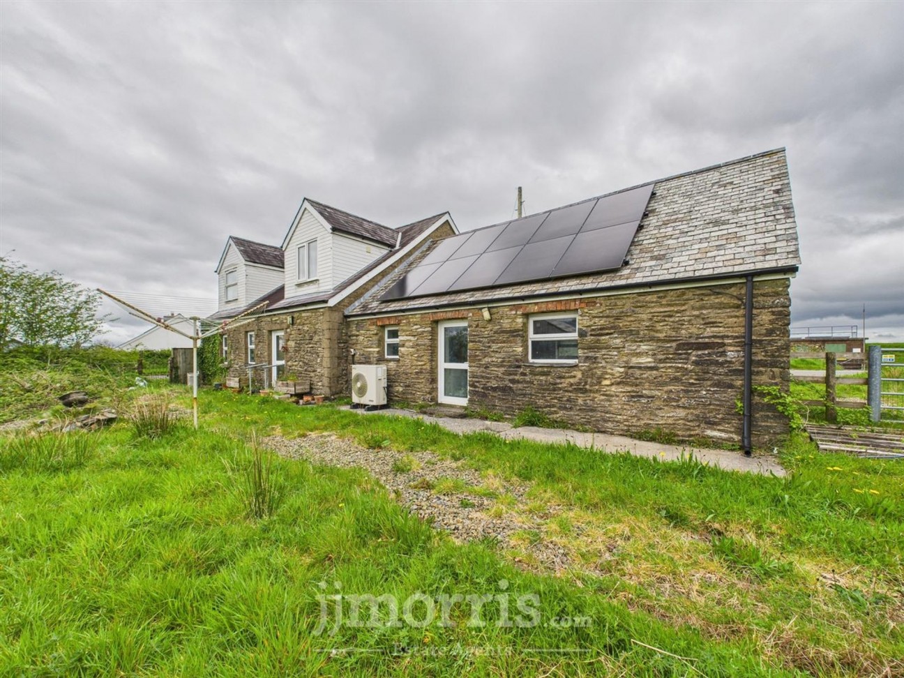 Henllan Amgoed, Whitland, SA34