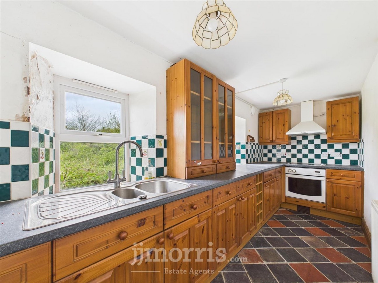 Henllan Amgoed, Whitland, SA34