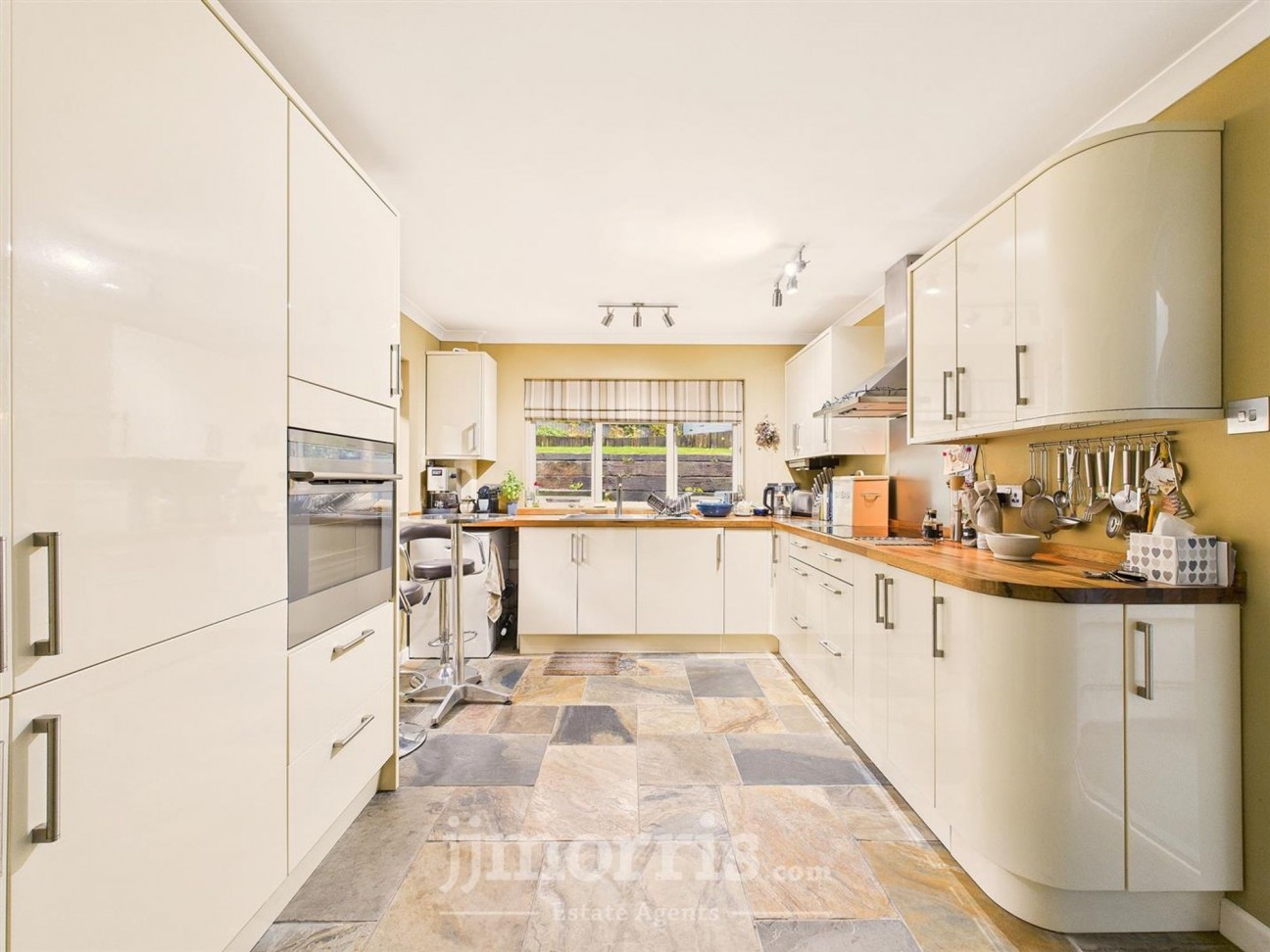 The Bridge, Narberth, SA67