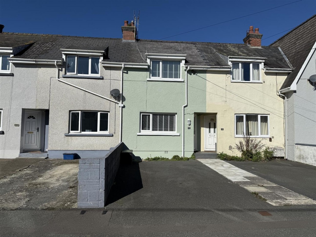 Harbour Village, Goodwick, SA64