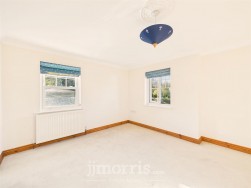 East Street, Newport, SA42