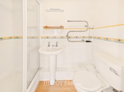 East Street, Newport, SA42