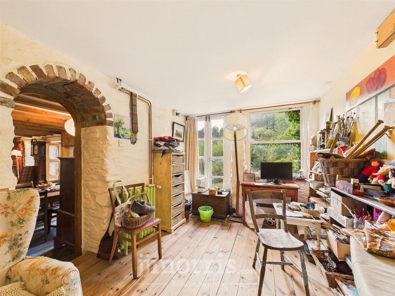 Login, Whitland, SA34