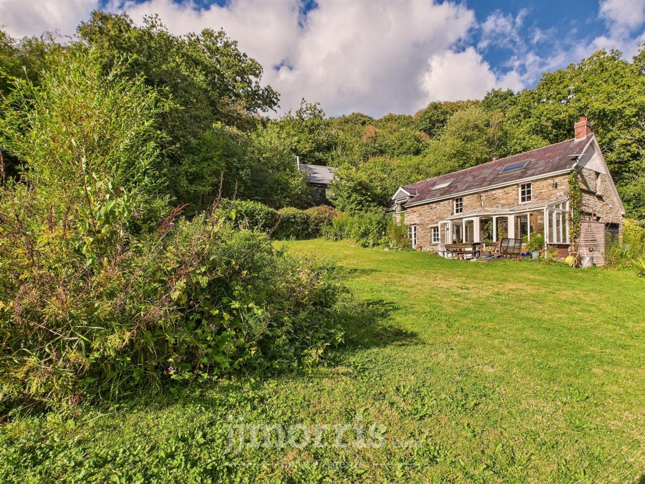 Login, Whitland, SA34