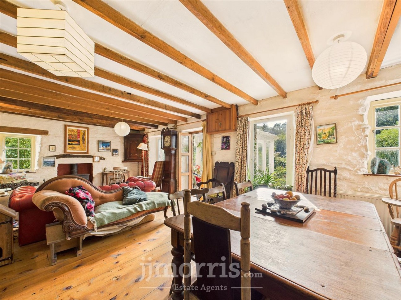 Login, Whitland, SA34