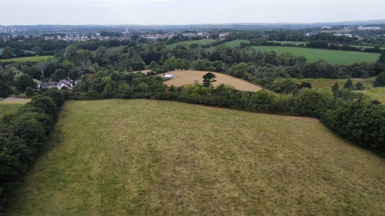 Shoals Hook Lane, Haverfordwest, SA61