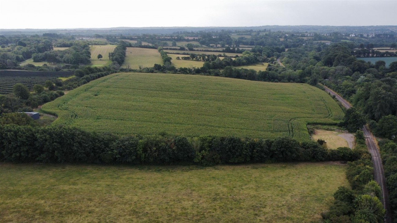 Shoals Hook Lane, Haverfordwest, SA61